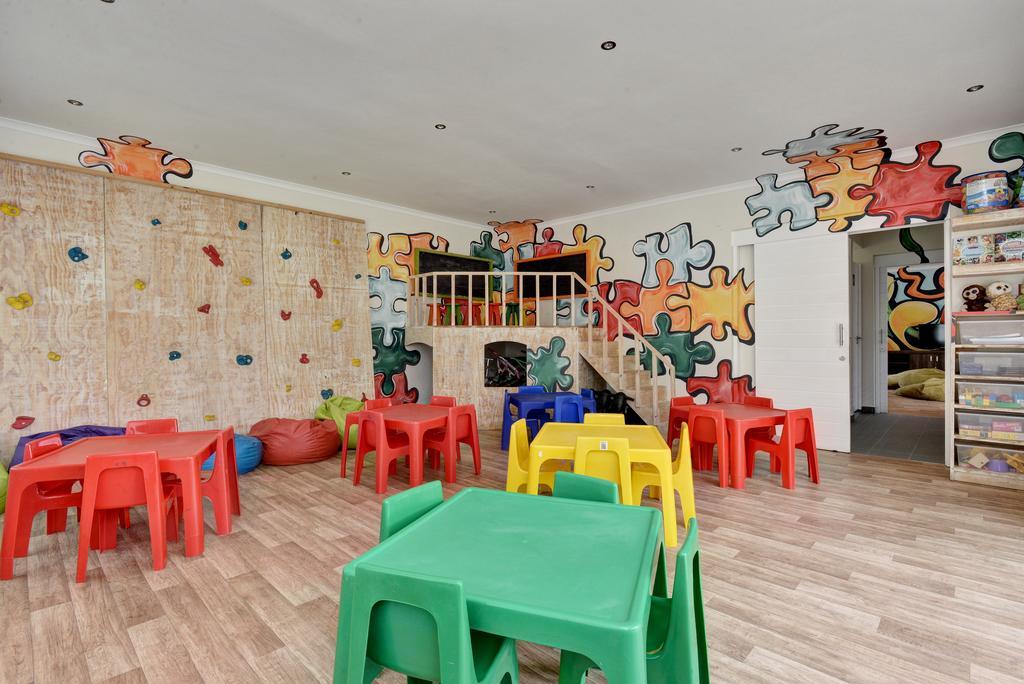 Mount Grace Hotel & Spa Magaliesburg Luaran gambar A nursery in the UK